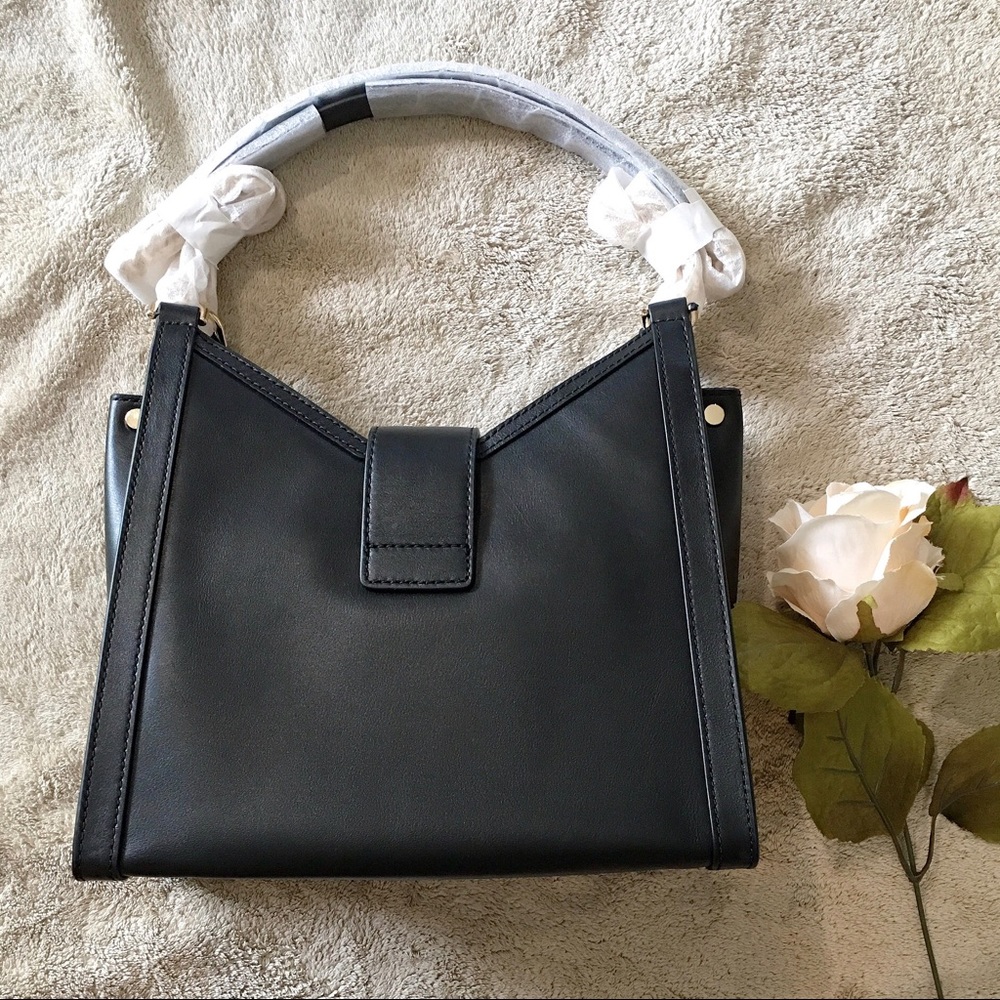 🌹SALE🌹MICHAEL KORS Whitney Leather Chain Tote - Picture 6 of 8